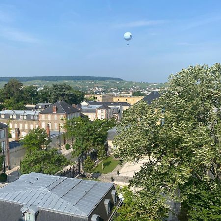 Avenue De Champagne Epernay Private Parking Apartment Exterior foto
