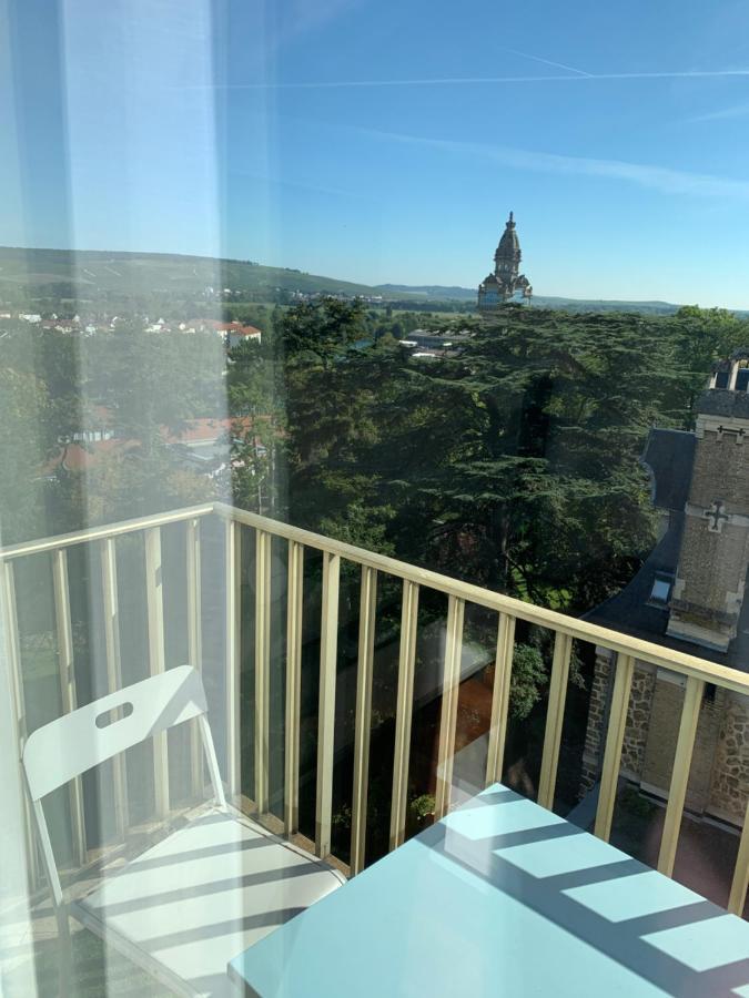 Avenue De Champagne Epernay Private Parking Apartment Exterior foto